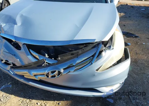 2011 Hyundai Sonata Se z USA, uszkodzony, nr VIN 5NPEC4AC9BH268998